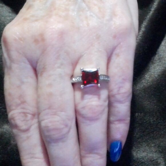 White Gold Plated Ring w/Ruby CZs - Picture 3 of 5